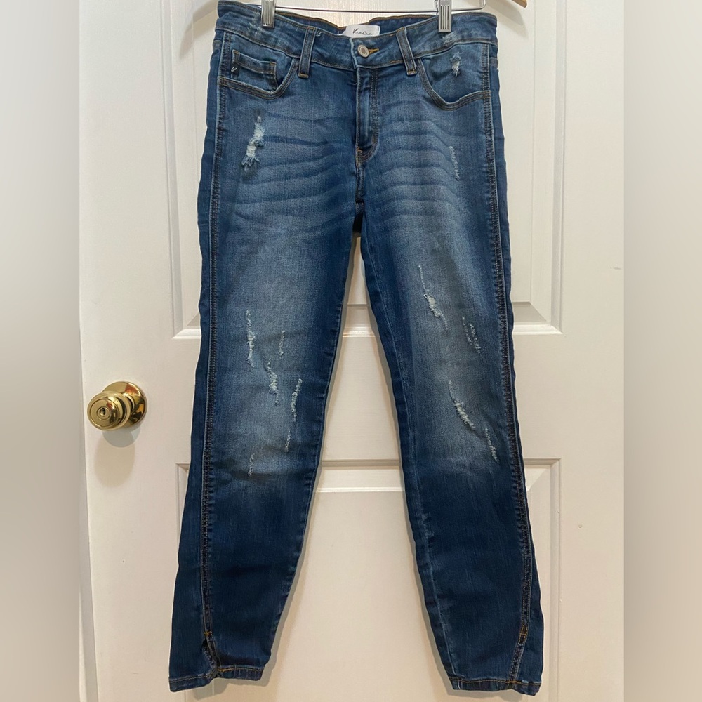 KanCan Blue Distressed Ankle Jeans